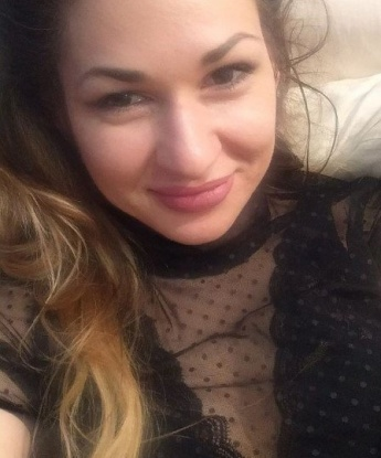 Анкета проститутки Аника - Фото, г. Комгарон, 26 лет, №10749